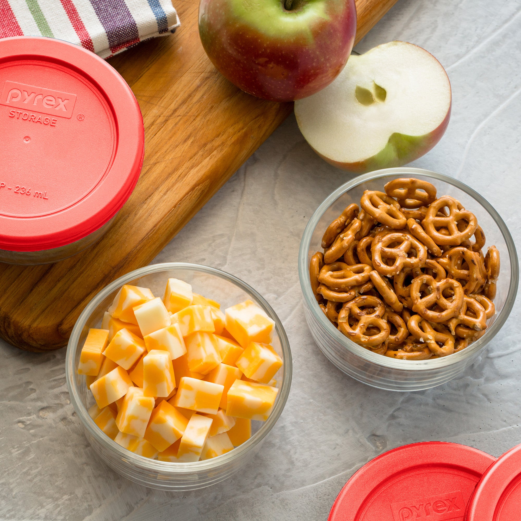 1085657_Simply-Store_6pc_2Cup_Lifestyle_Snacks_1.jpg